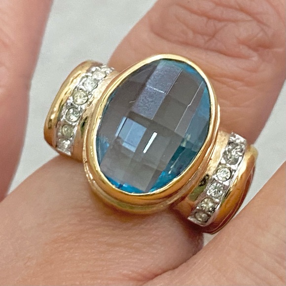 Vintage Aquamarine Pillow Cut Stone Gold-plated Statement Ring Size 6 - Picture 2 of 12